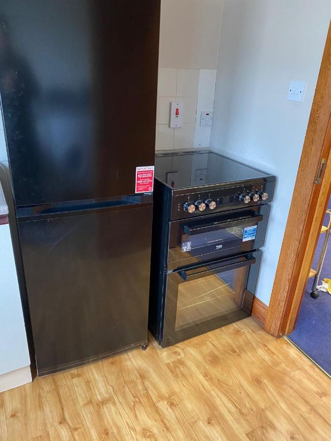 Lovely 3 Bedroom Apartment In 번크라나 외부 사진